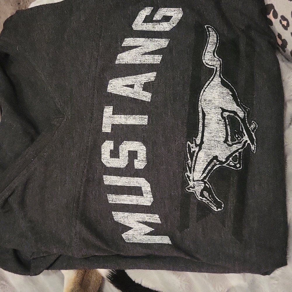 Mustang tee shirt